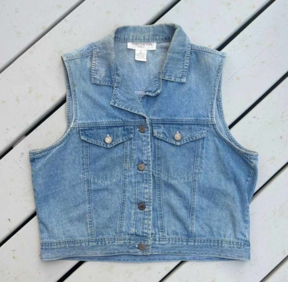 VTG Jones New York Sport Denim Vest Trucker Sleeveless Jean Coat Women’s Size M